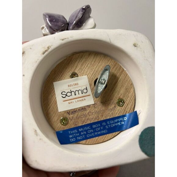 Schmid 1991 Porcelain Yamada Collection Clown Figurine Signed Music Box Figurine - Picture 5 of 6